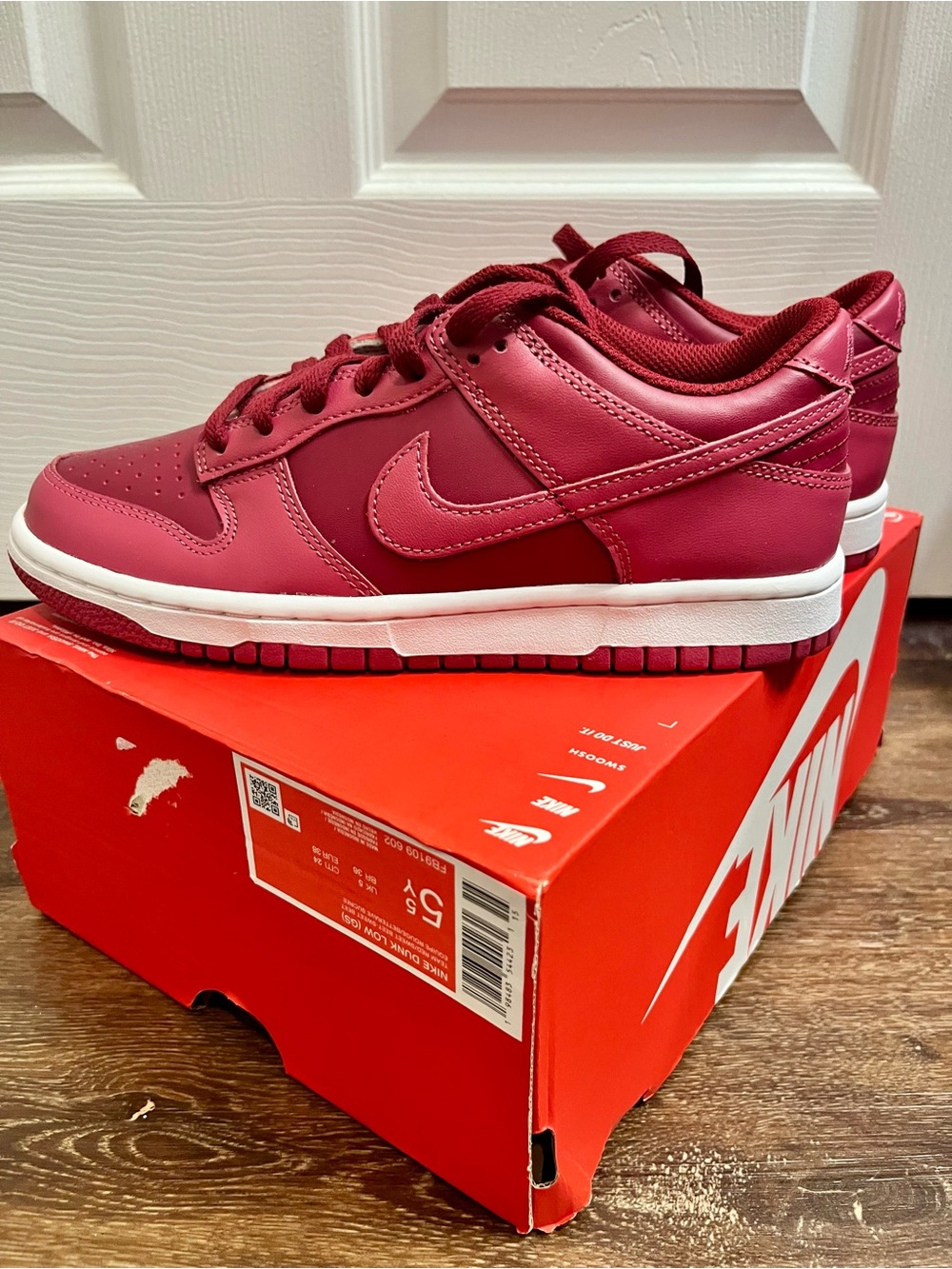 Nike Dunk Low Low-Top Sneakers in Deep Red and White